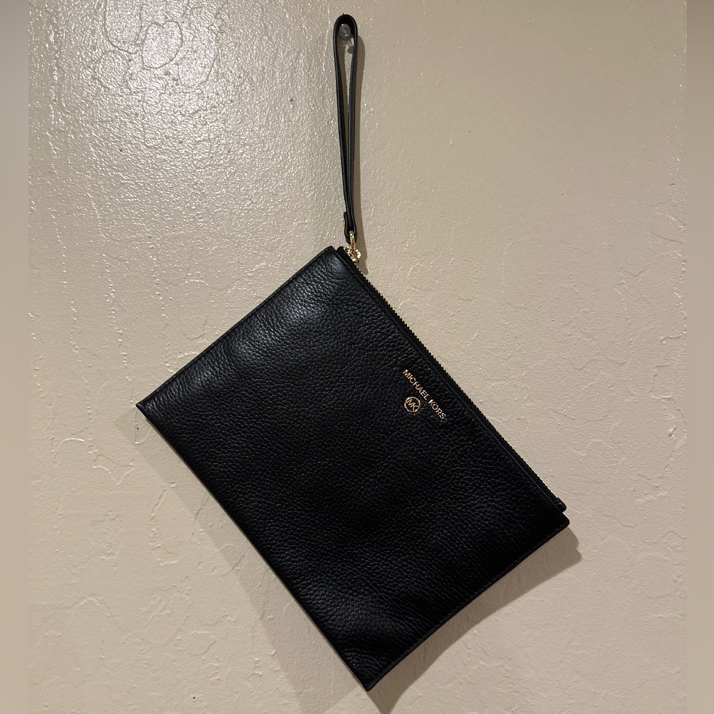 Michael Kors Jet Set Black Leather Clutch Wristlet